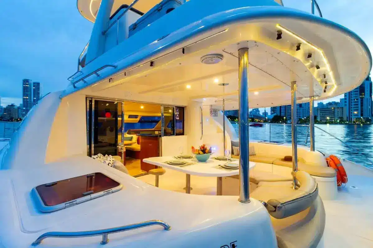 Catamarán Hope Leopard - Image 12